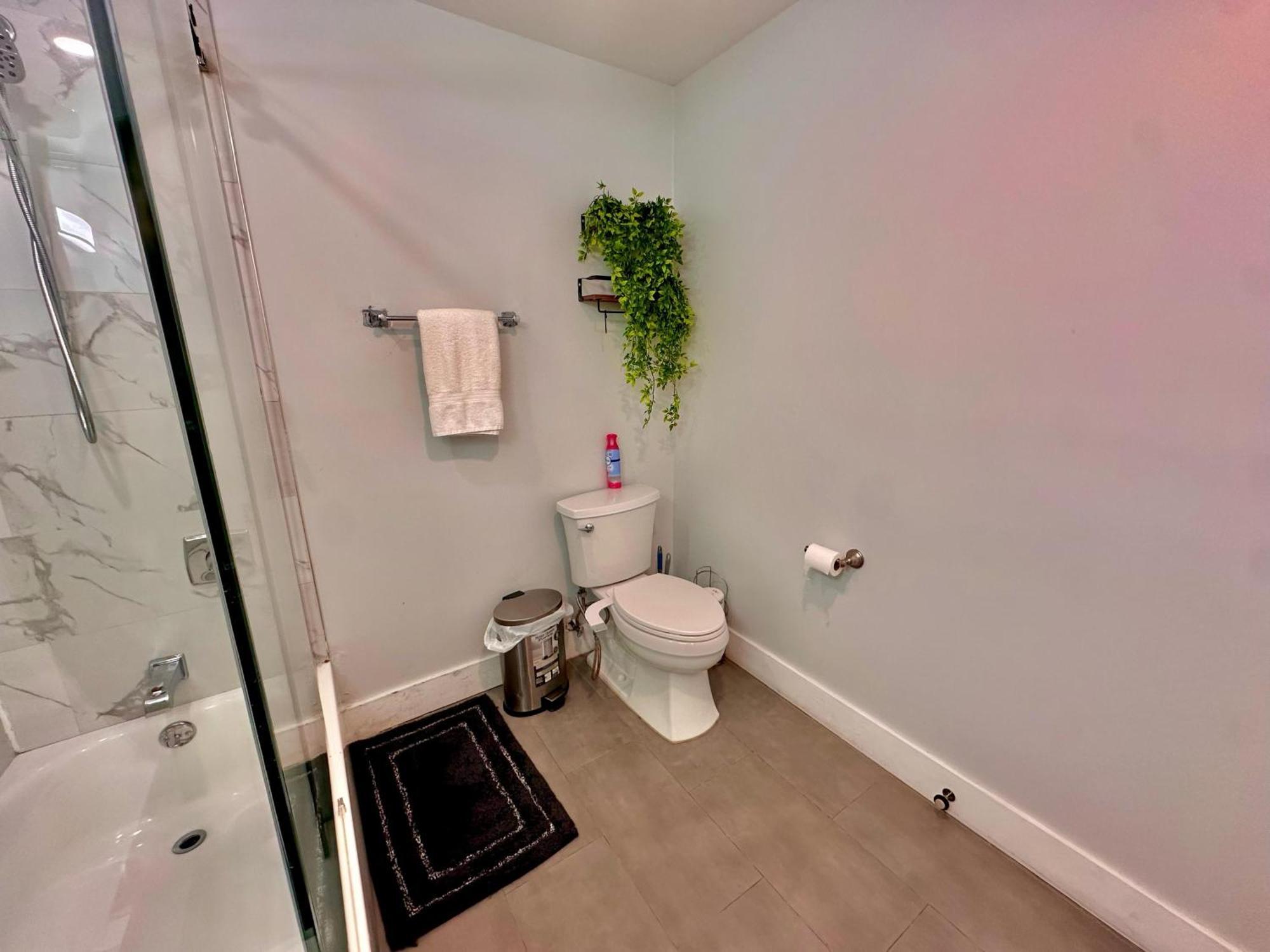 The Modern Suite - 2Br Close To Nyc Paterson Εξωτερικό φωτογραφία