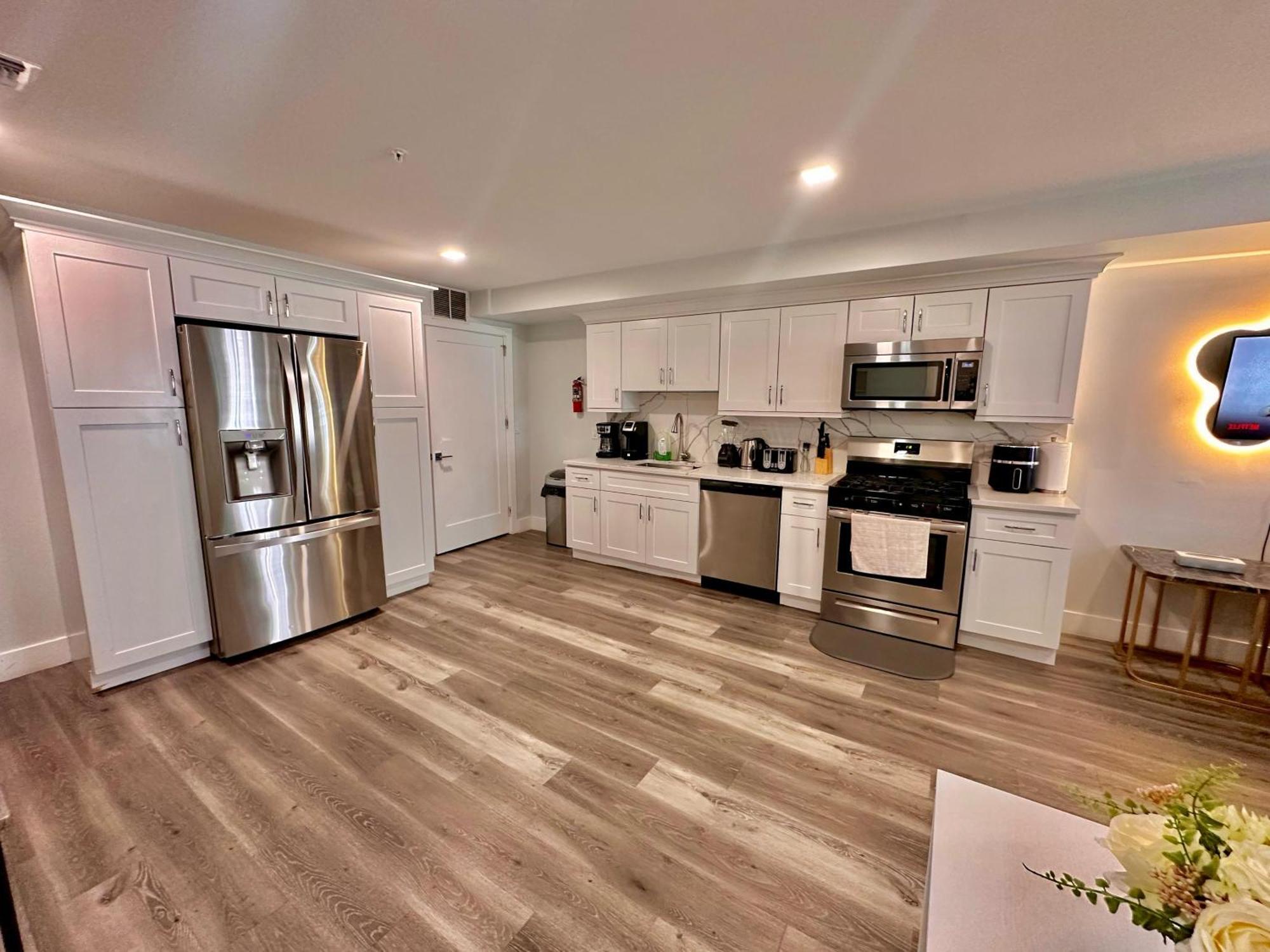 The Modern Suite - 2Br Close To Nyc Paterson Εξωτερικό φωτογραφία